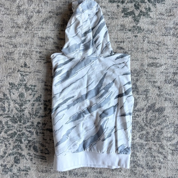 Adidas Youth Sweatshirt - Picture 2 of 3